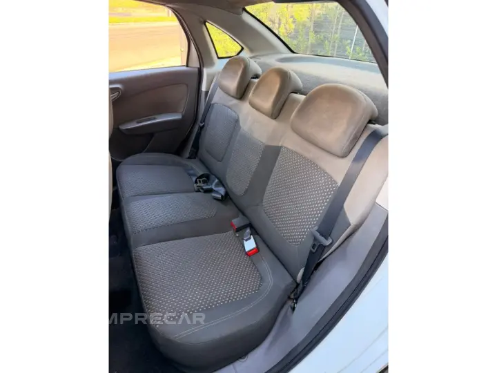 GRAND SIENA 1.6 MPI ESSENCE 16V FLEX 4P MANUAL