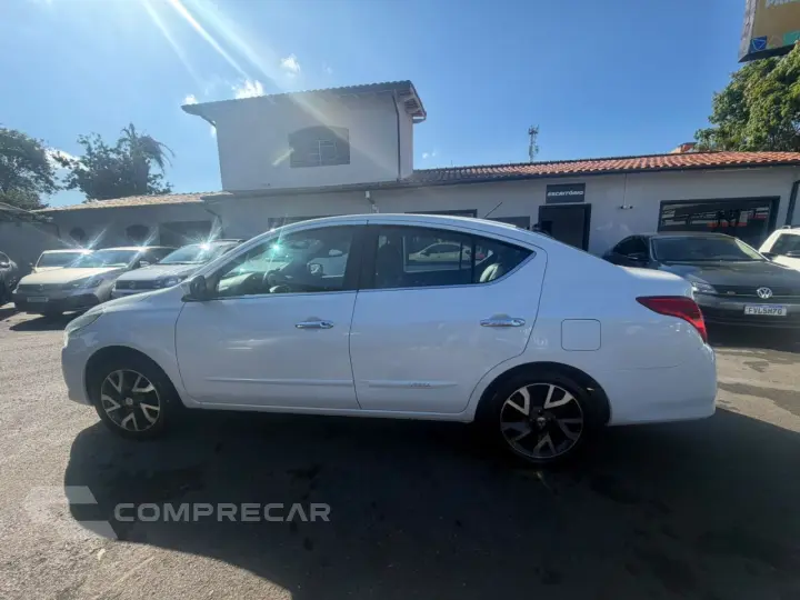 Versa Sedan 1.6 16V 4P FLEX SL