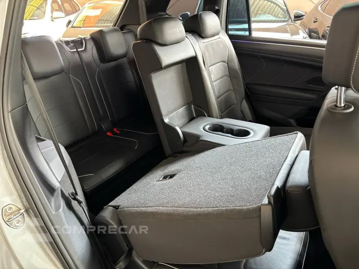 TIGUAN Allspac R-Line 300 TSI 2.0