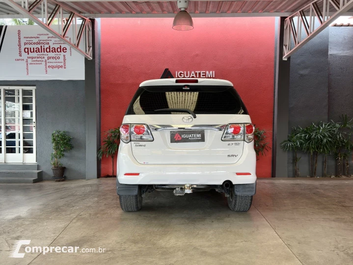 HILUX SW4 2.7 SR 7 LUGARES 4X2 16V FLEX 4P AUTOMÁTICO