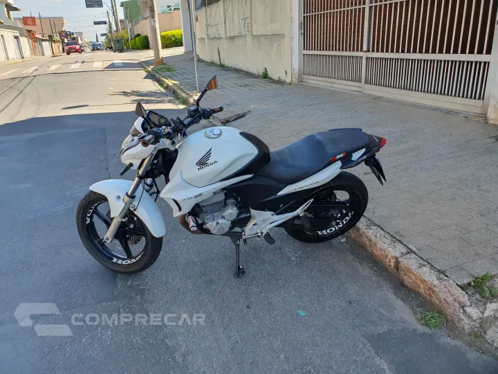 CB 300 R
