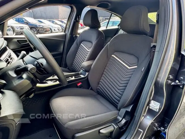 FASTBACK - 1.0 TURBO 200 CVT