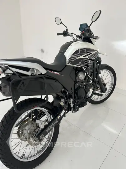 XTZ 250 LANDER