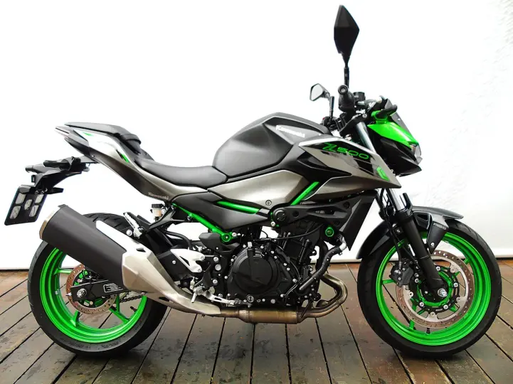 KAWASAKI Z500 SE
