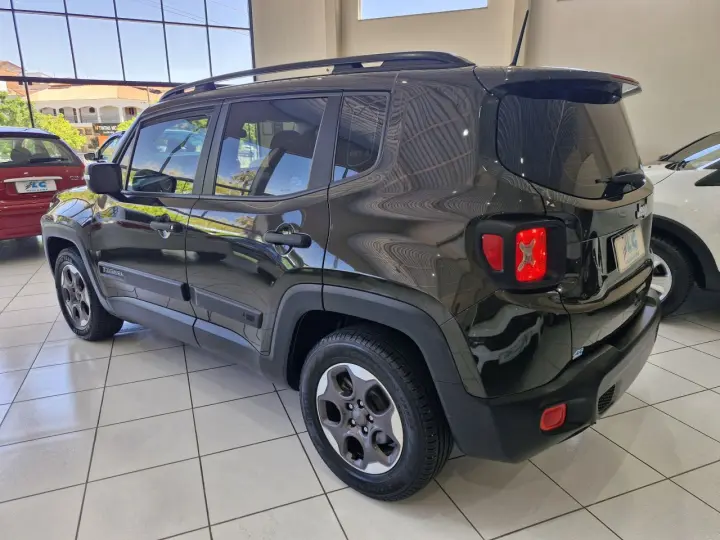 Renegade 1.8 16V 4P FLEX AUTOMÁTICO