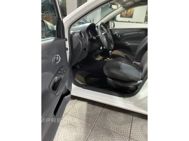 VERSA 1.6 16V FLEX SV 4P XTRONIC