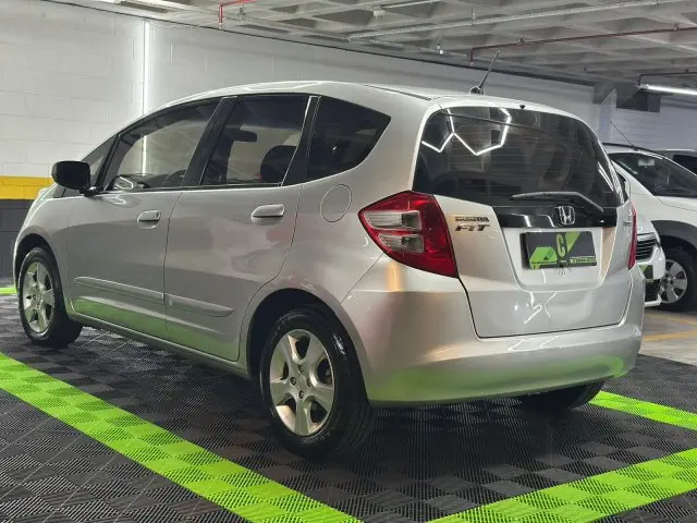 FIT - 1.4 LXL 16V 4P MANUAL