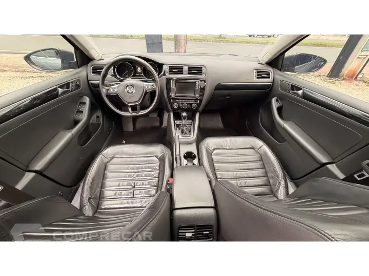 JETTA 2.0 TSI HIGHLINE 211CV GASOLINA 4P TIPTRONIC