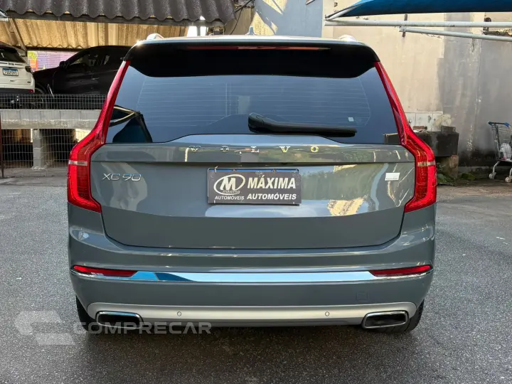 XC90 2.0 T8 Hybrid Momentum AWD Geartronic