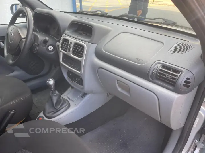 CLIO 1.0 Expression 8V