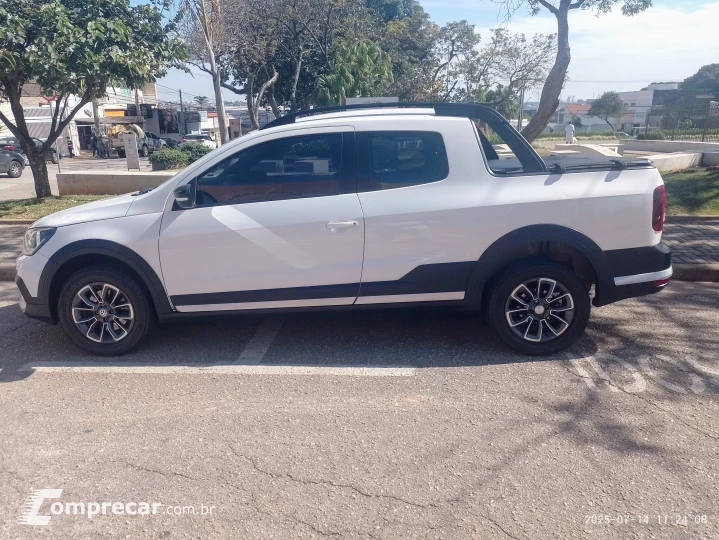 SAVEIRO 1.6 Cross CD 16V