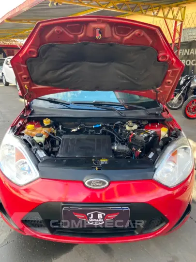 FIESTA 1.6 MPI Class Hatch 8V