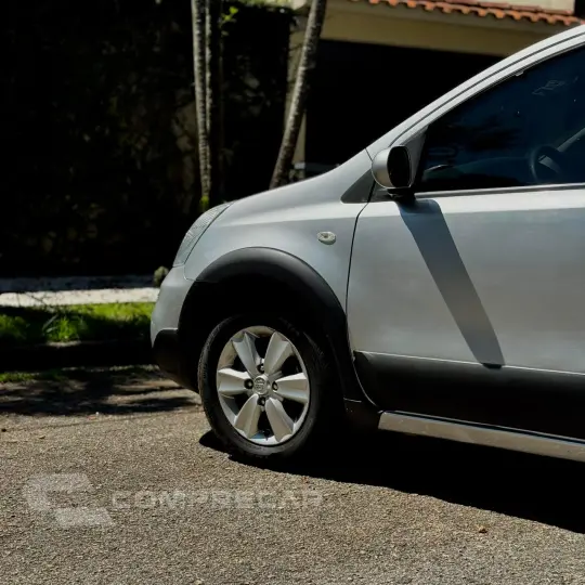 LIVINA 1.8 SL X-gear 16V