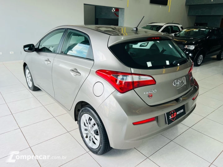 HB20 1.0 COMFORT PLUS 12V FLEX 4P MANUAL
