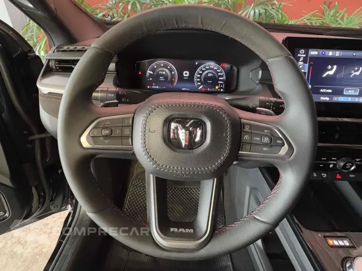 RAMPAGE 2.0 HURRICANE 4 TURBO GASOLINA R/T 4X4 AUTOMÁTICO