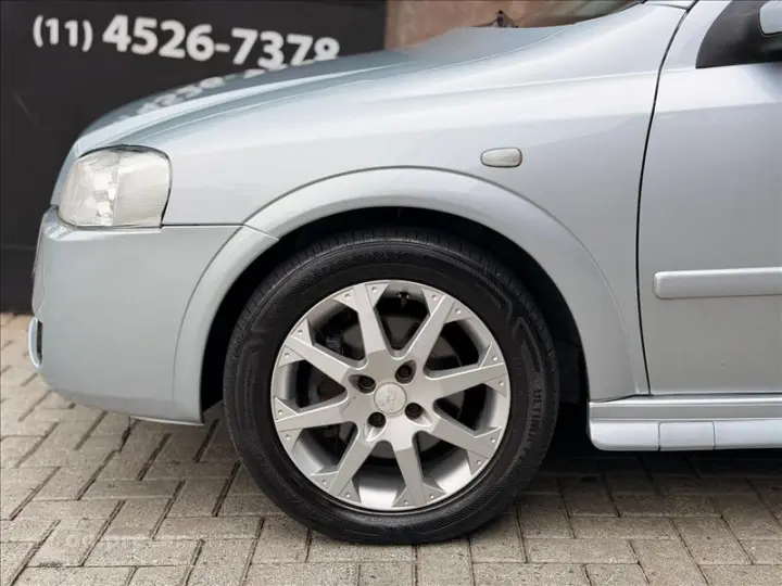 ASTRA 2.0 MPFI Advantage 8V