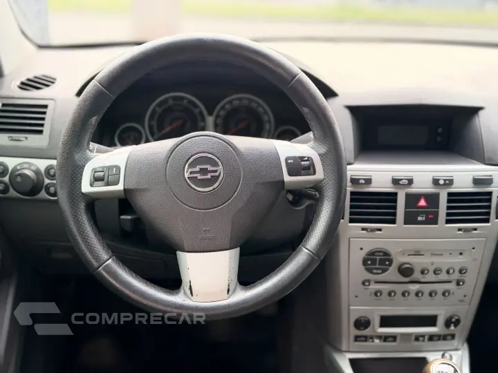 VECTRA 2.0 MPFI ELEGANCE 8V 140CV FLEX 4P MANUAL