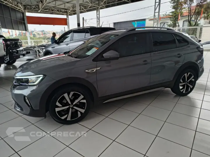Nivus 1.0 4P FLEX 200 TSI HIGHLINE TURBO AUTOMÁTICO