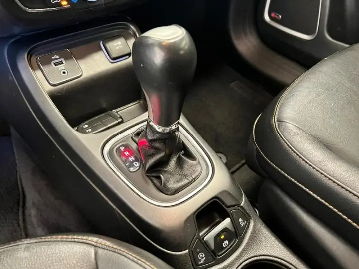 COMPASS LONGITUDE 2.0 4x2 FLEX 16V AUT