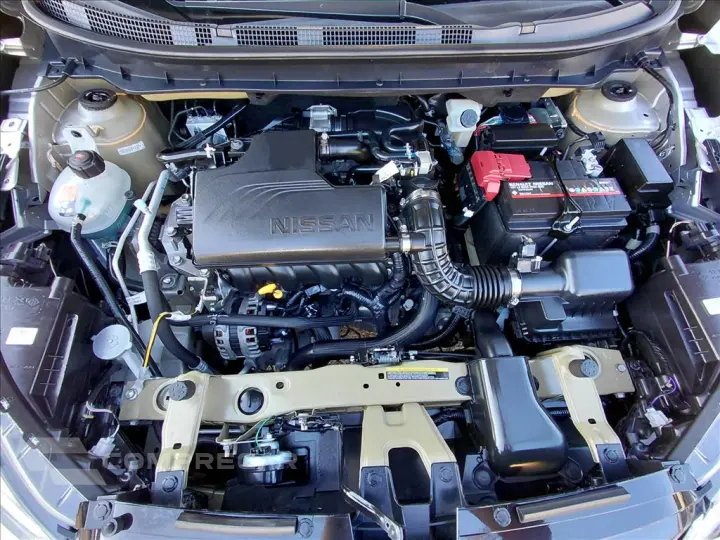 KICKS PLAY 1.6 16V FLEXSTART SENSE XTRONIC