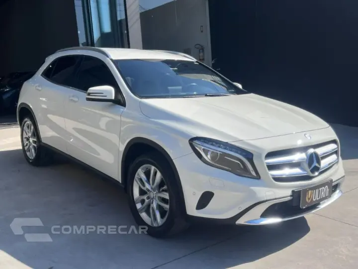 GLA 200 Advance 1.6/1.6 TB 16V Flex Aut.