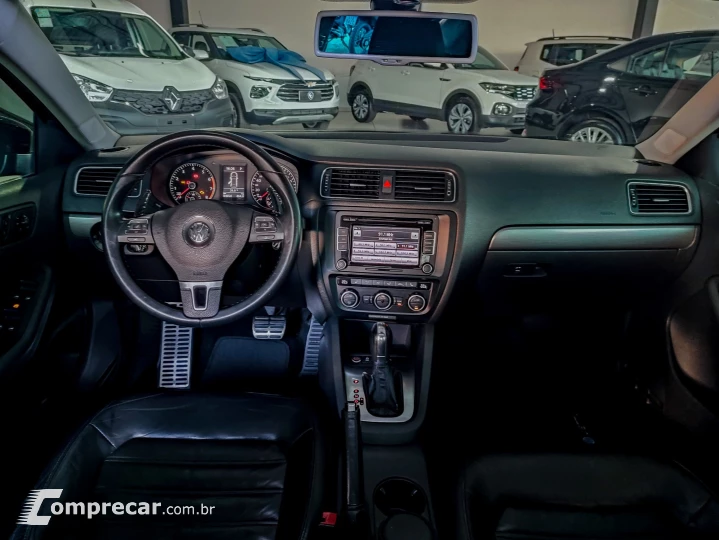 JETTA 2.0 TSI HIGHLINE 200CV GASOLINA 4P TIPTRONIC