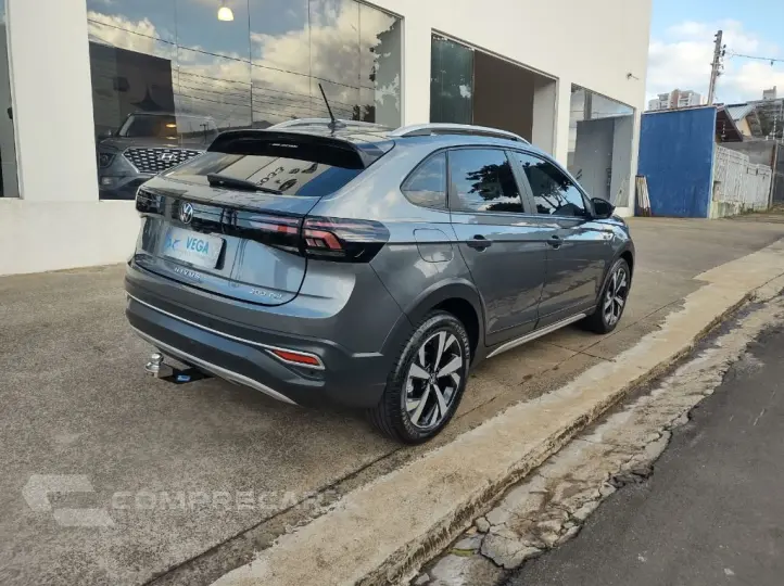 Nivus Highline 1.0 200 TSI Flex Aut.