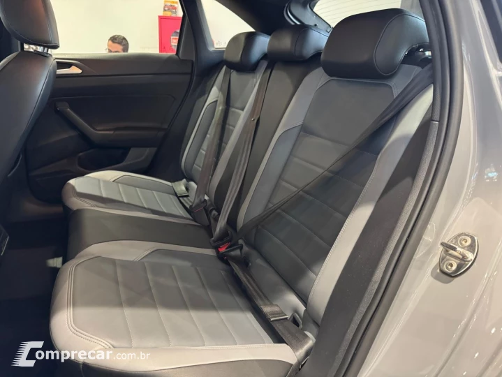 Nivus 1.0 4P FLEX 200 TSI HIGHLINE AUTOMÁTICO