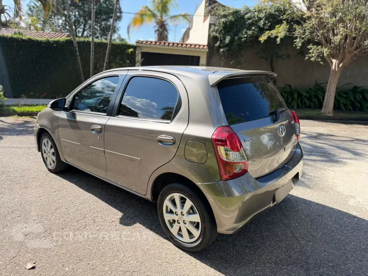 ETIOS 1.5 X Plus 16V