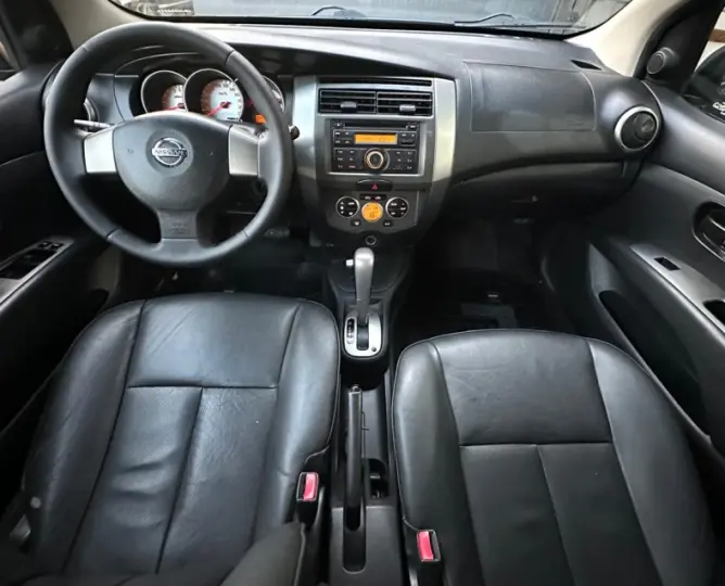 GRAND LIVINA 1.8 SL 16V