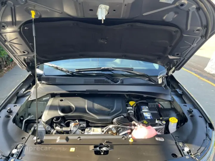 COMMANDER 1.3 T270 Turbo Longitude