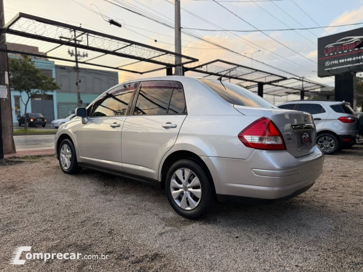 TIIDA 1.8 Sedan 16V
