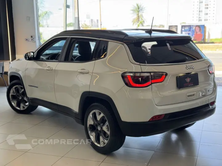 Compass 2.0 16V 4P LONGITUDE FLEX AUTOMÁTICO