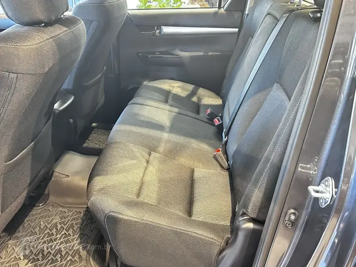HILUX 2.8 D-4D TURBO CD SR 4X4 AUTOMÁTICO
