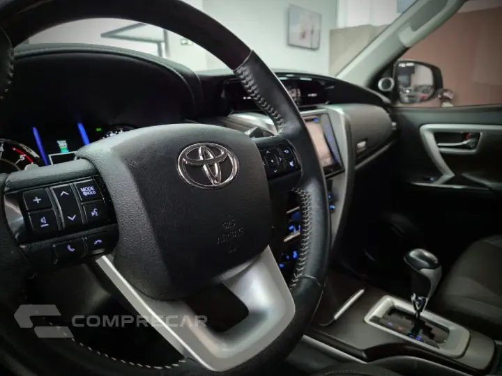 HILUX SW4 2.8 SRX 4X4 7 LUGARES 16V TURBO INTERCOOLER DIESEL