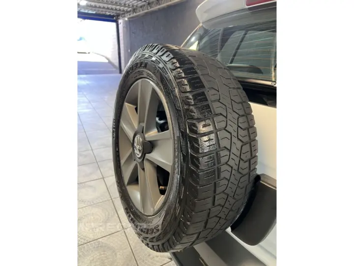 CROSSFOX 1.6 MI FLEX 8V 4P MANUAL