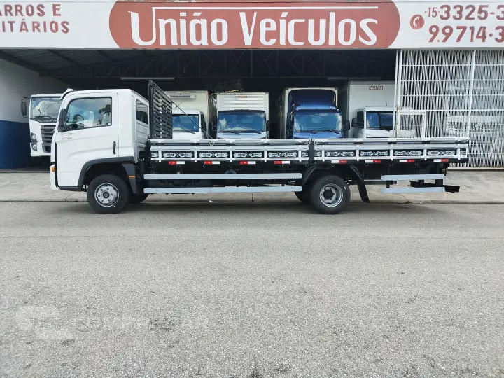 Delivery 11.180 Prime + Carroceria Madeira