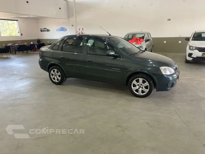 Corsa 1.4 Mpfi Premium Sedan 8V Flex 4P Manual