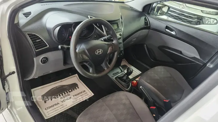 HB20 1.6 Comfort Plus 16V manual