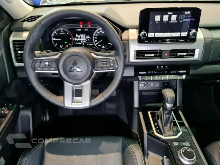 TRITON HPE-S 2.4 CD 4x4 TB DIESEL AUT.