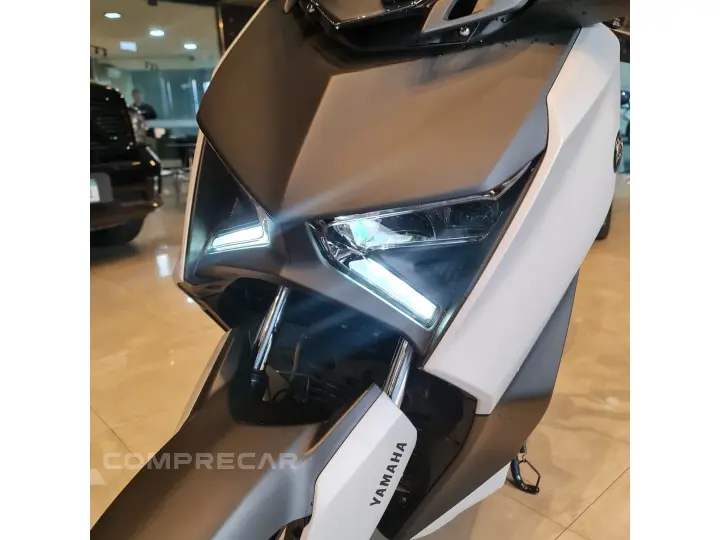 XMAX 250 CONNECTED ABS