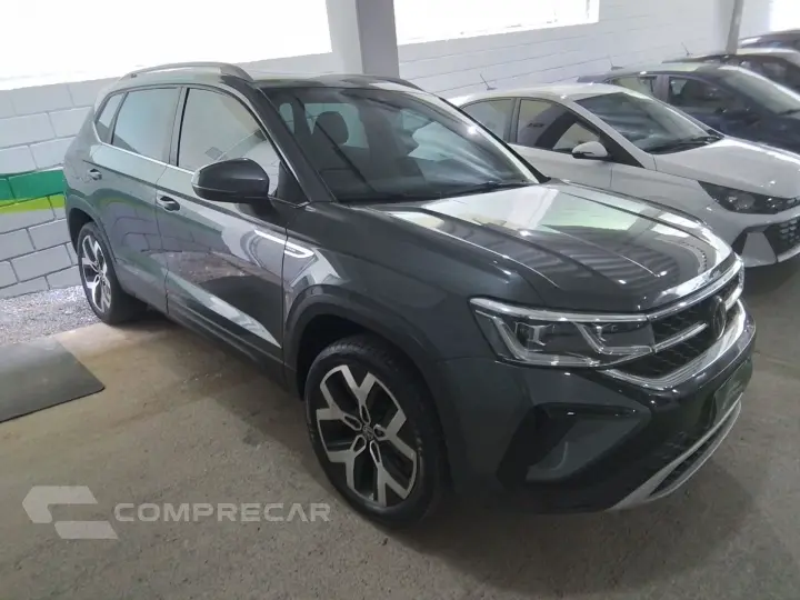 TAOS 1.4 250 TSI TOTAL FLEX HIGHLINE AUTOMÁTICO