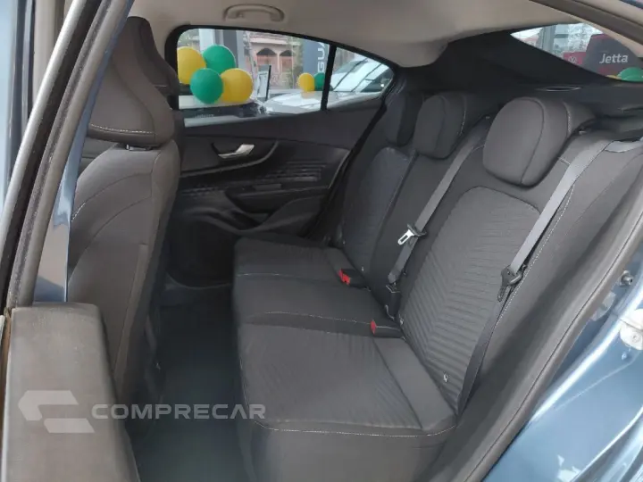 FASTBACK 1.0 TURBO 200 HYBRID AUDACE CVT