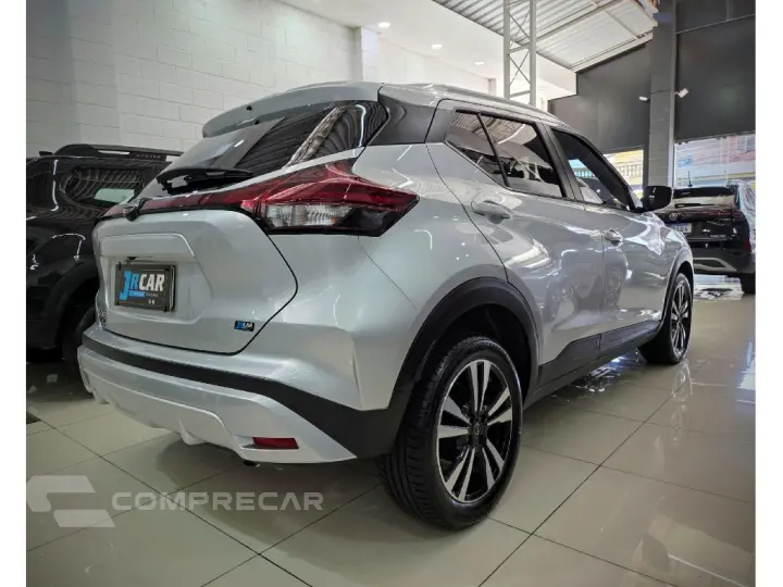 KICKS PLAY 1.6 16V FLEXSTART SENSE XTRONIC