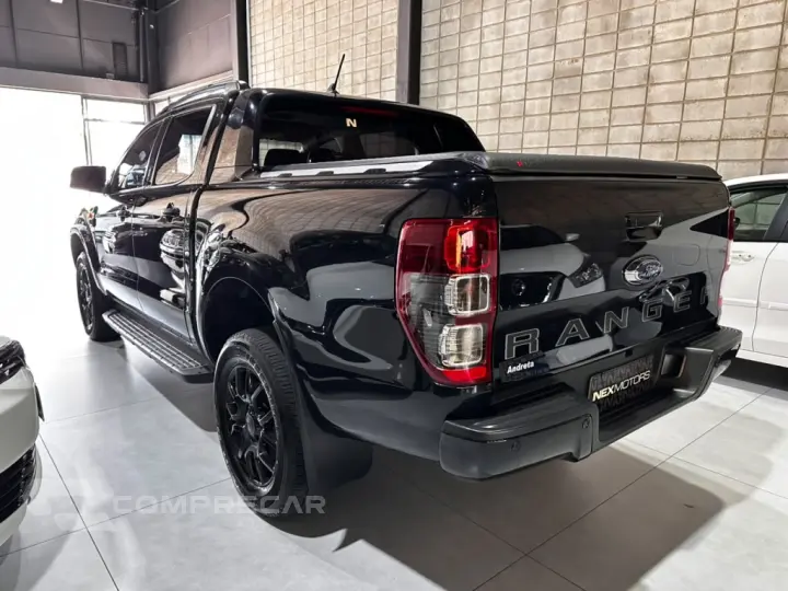RANGER 2.2 BLACK 4X2 CD 16V DIESEL 4P AUTOMÁTICO