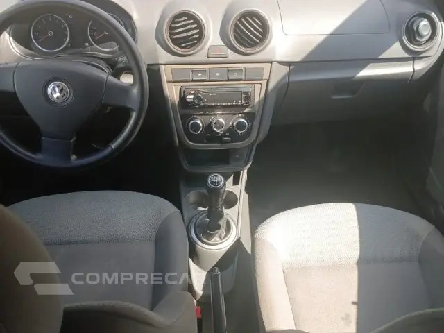 VOYAGE - 1.0 MI 8V 4P MANUAL