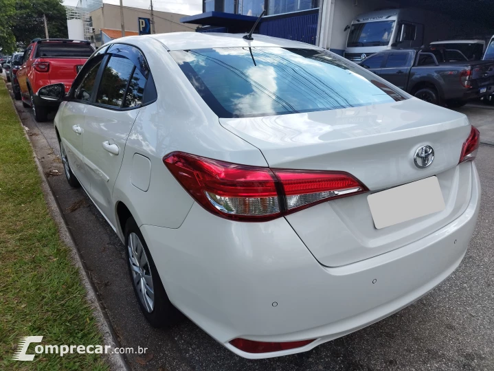 YARIS 1.5 16V Sedan XL