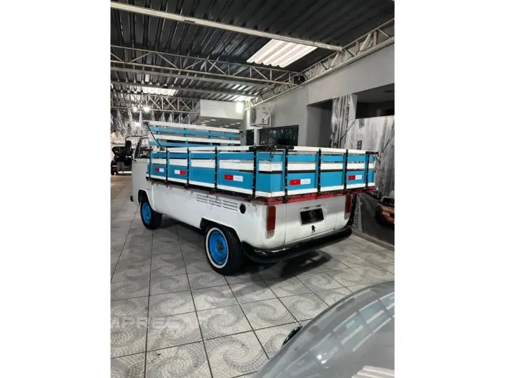 KOMBI 1.6 PICK-UP CS 8V ÁLCOOL 2P MANUAL