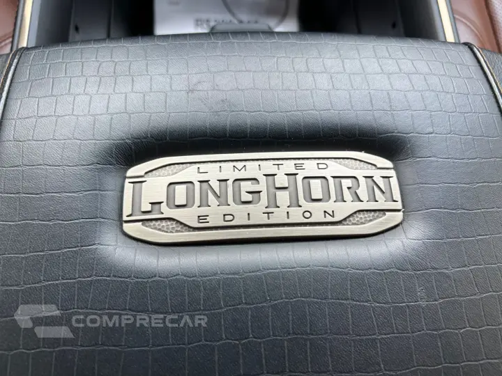 3500 6.4 Hemi Laramie Longhorn 4X4 CD V8