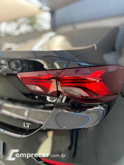 ONIX SEDAN Plus LT 1.0 12V Flex 4p Mec.